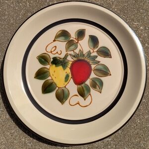 Vintage Stoneware 1970’s Pottery Platter Sears 12” Strawberries Japan